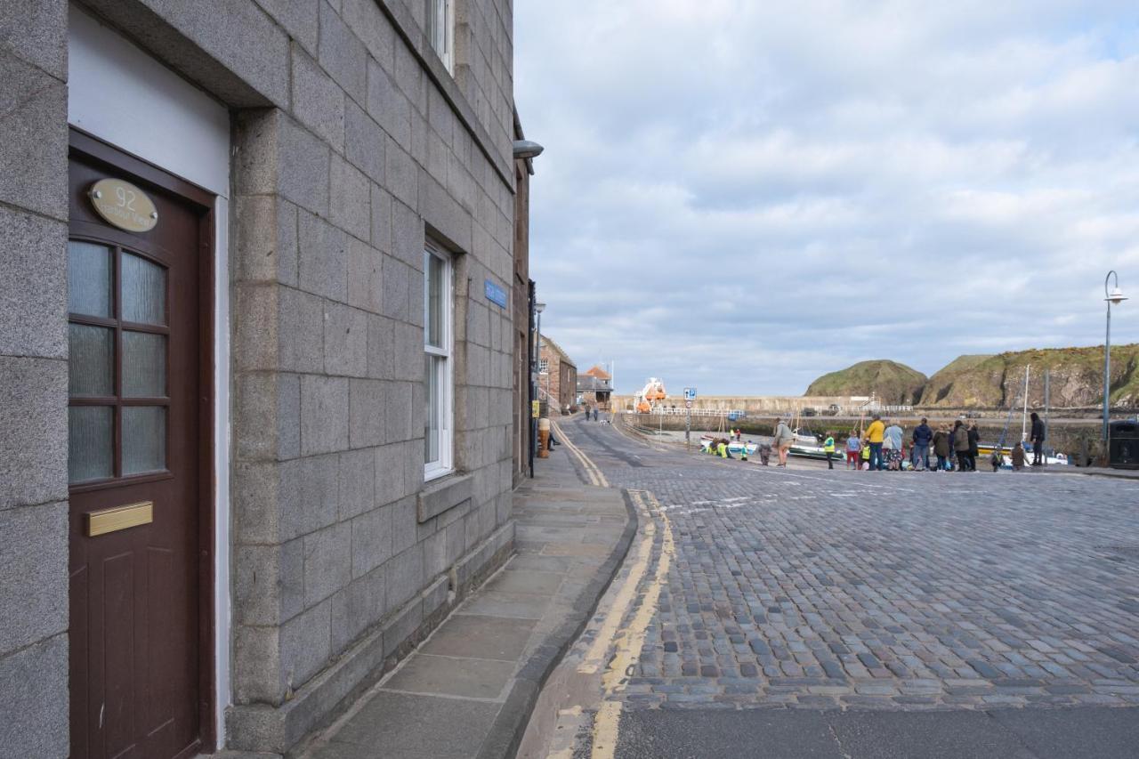 Ground Floor With A Spectacular Harbour View. Holiday home