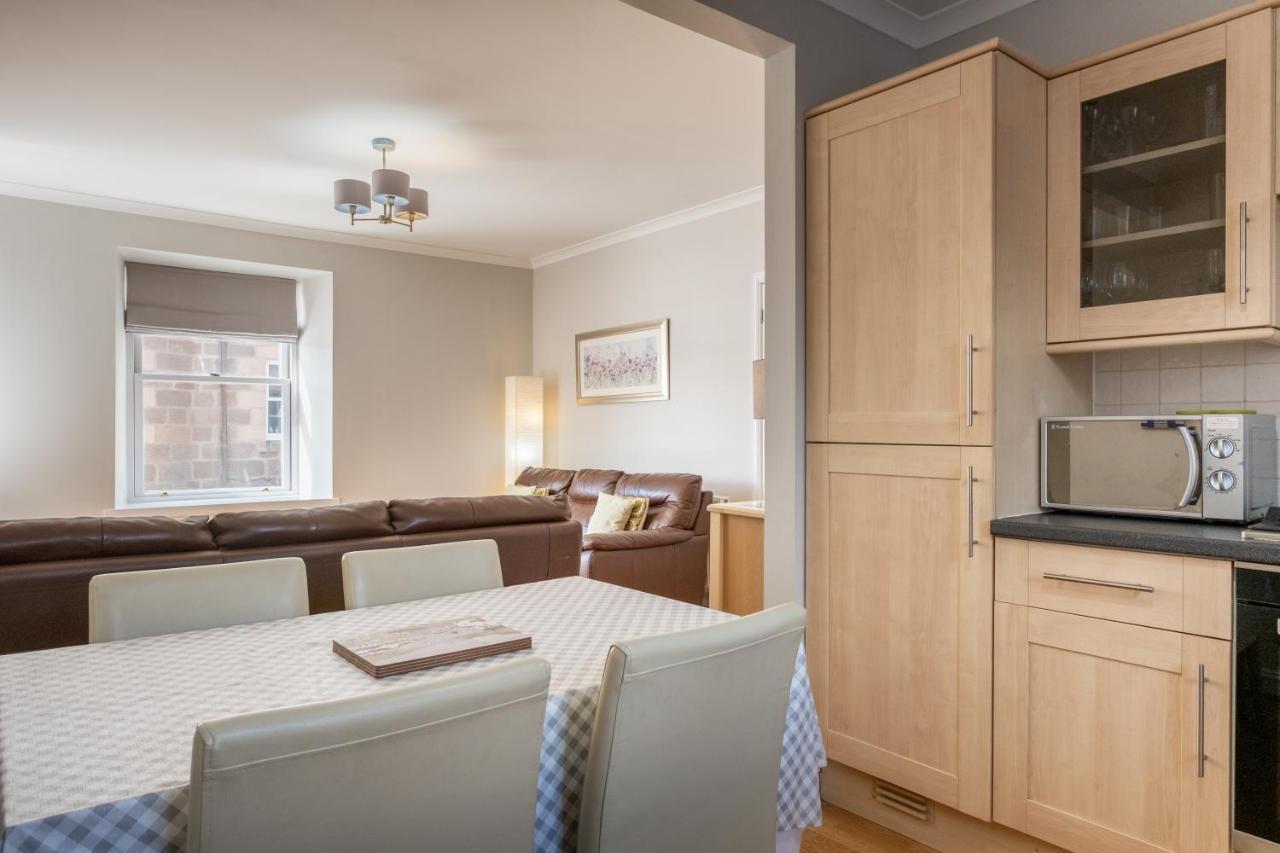 Holiday home Ground Floor With A Spectacular Harbour View. Stonehaven